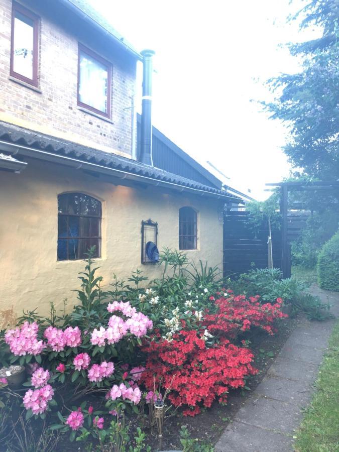 Ferienwohnung Retro Bolig - Fyldt Med Hygge! Ingen Luksus Kolind Exterior foto
